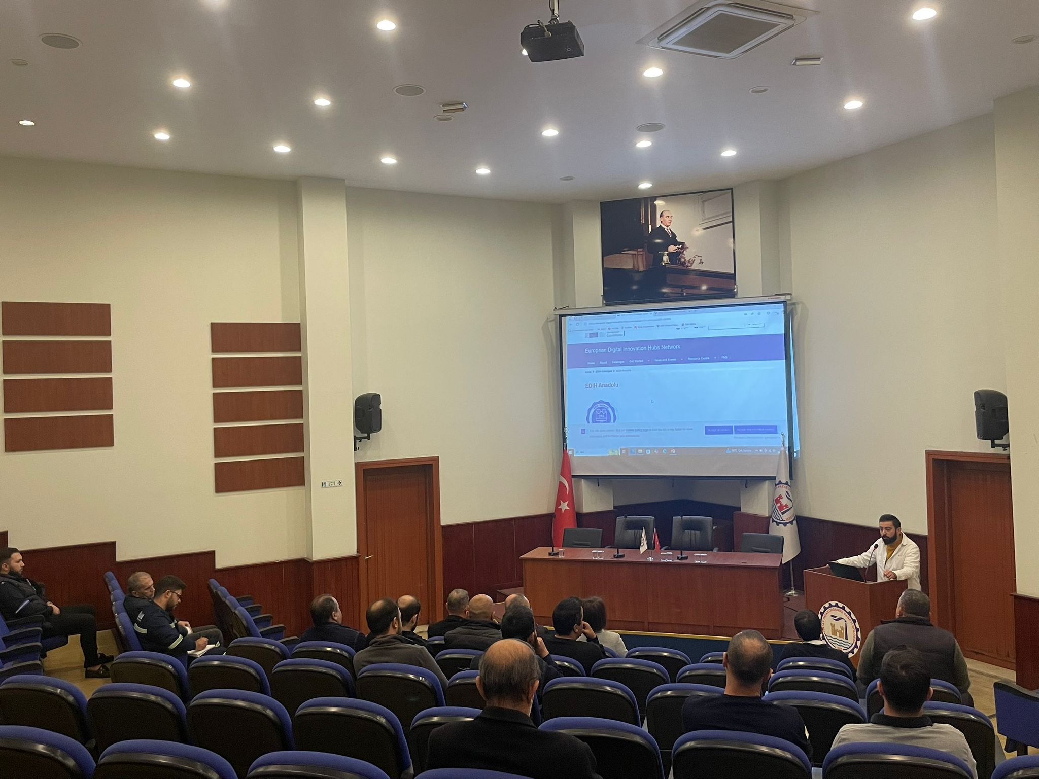 TÜBİTAK 1832 Sanayide Yeşil Dönüşüm Projesi Bilgilendirme Toplantısı Payas OSB’de Gerçekleştirildi